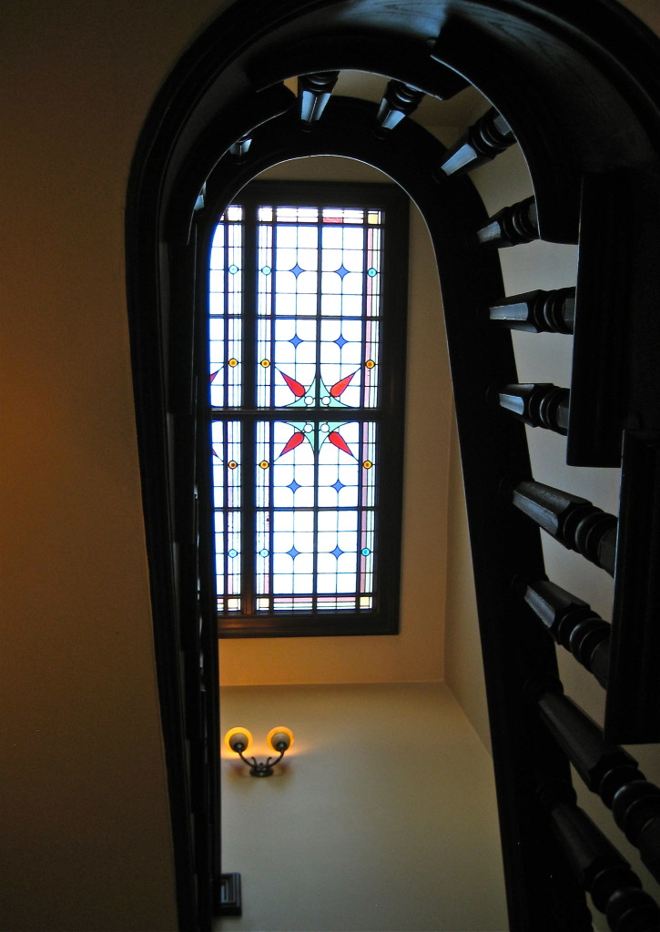 Stairwell in Wheeler-Kohn House © Ellen Wade Beals, 2015